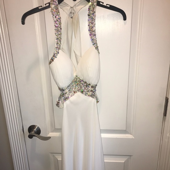 White long prom dress - Picture 1 of 3